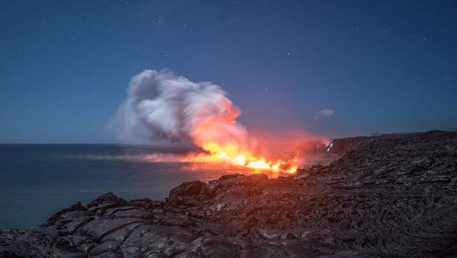 入海|世界上唯一可以开车进入的火山公园，看火山喷发、熔岩入海