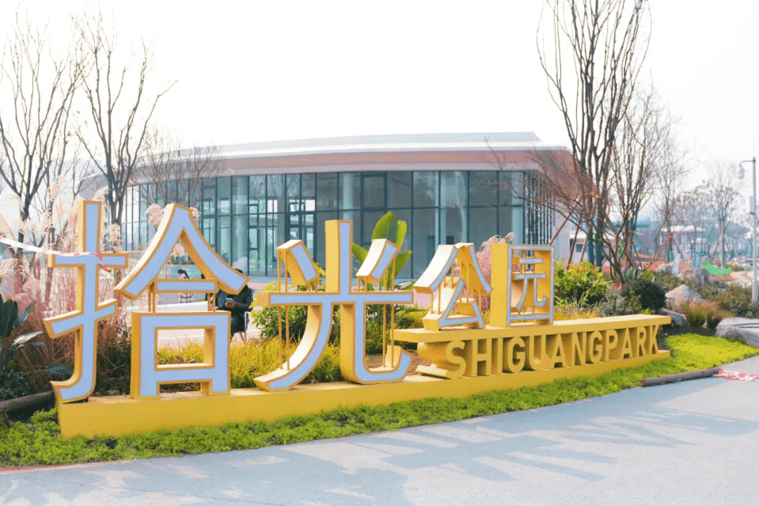 ceec87f3aeb545ef9b9367894f93be3d.png