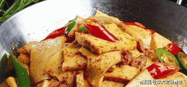 做法|美食推荐:干锅千叶豆腐,玉米番茄猪肝汤,香煎鱼排的做法