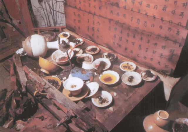 墓葬|河北发现辽代古墓，出土一桌千年前没吃完的饭菜，古人都吃些什么