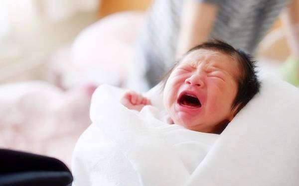 怎么看小孩有没有受惊 4f282a770898432dac471215769069f2.jpeg