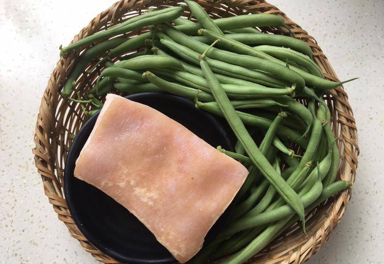 美容|六月宁可不吃肉也要吃这菜,美容养颜又瘦身,比吃肉养人