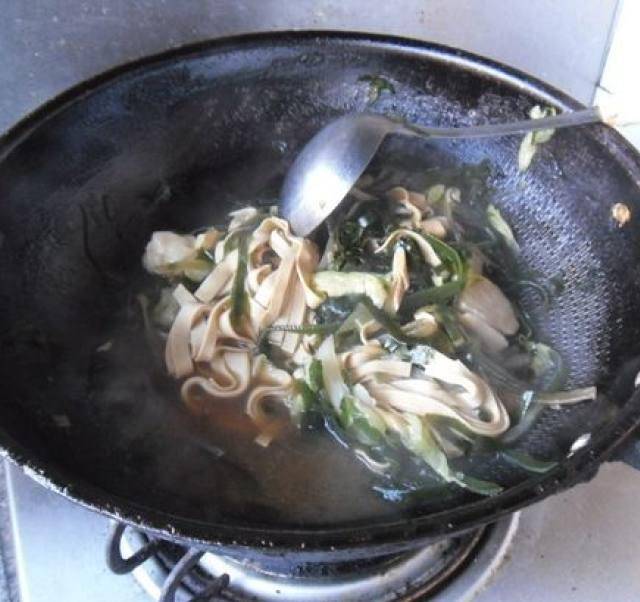 海带炖多长时间就好了 a48a4190429c4b8bafc3a1eda134194e.jpeg