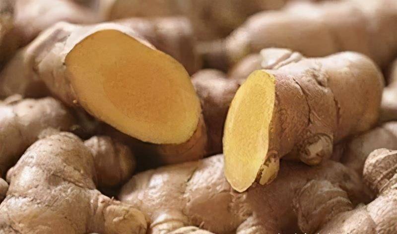 苹果加生姜的功效是什么 37b2f6a52f9447398f28a1618f908aad.jpeg