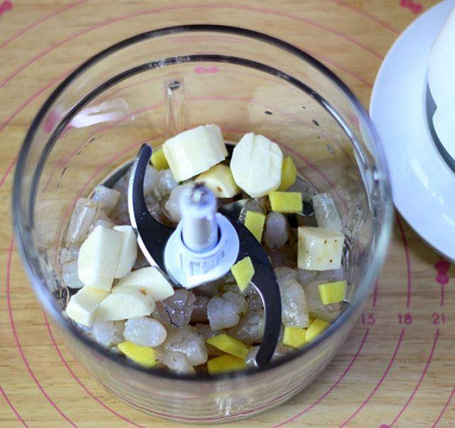 怎么做山药饼简单又好吃 4638bff64b10432d9edcbd86030b5b8a.jpeg