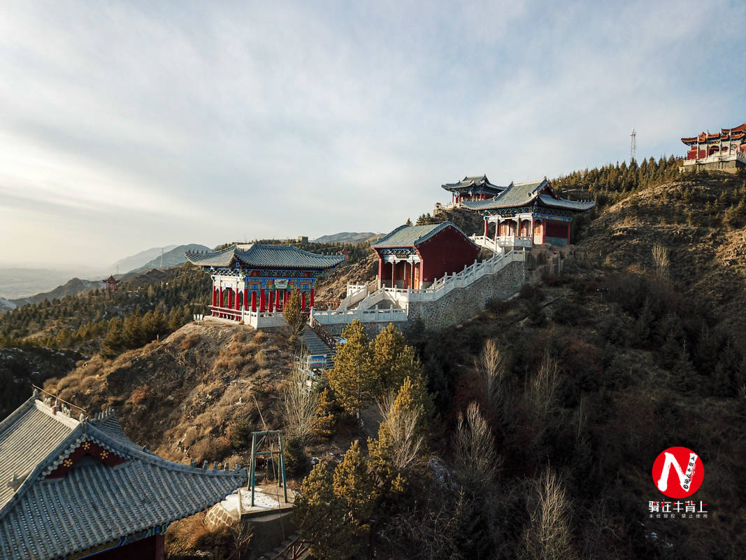 景区|武当山不止湖北有，金昌北武当不仅能看风景，还能游览佛教圣地