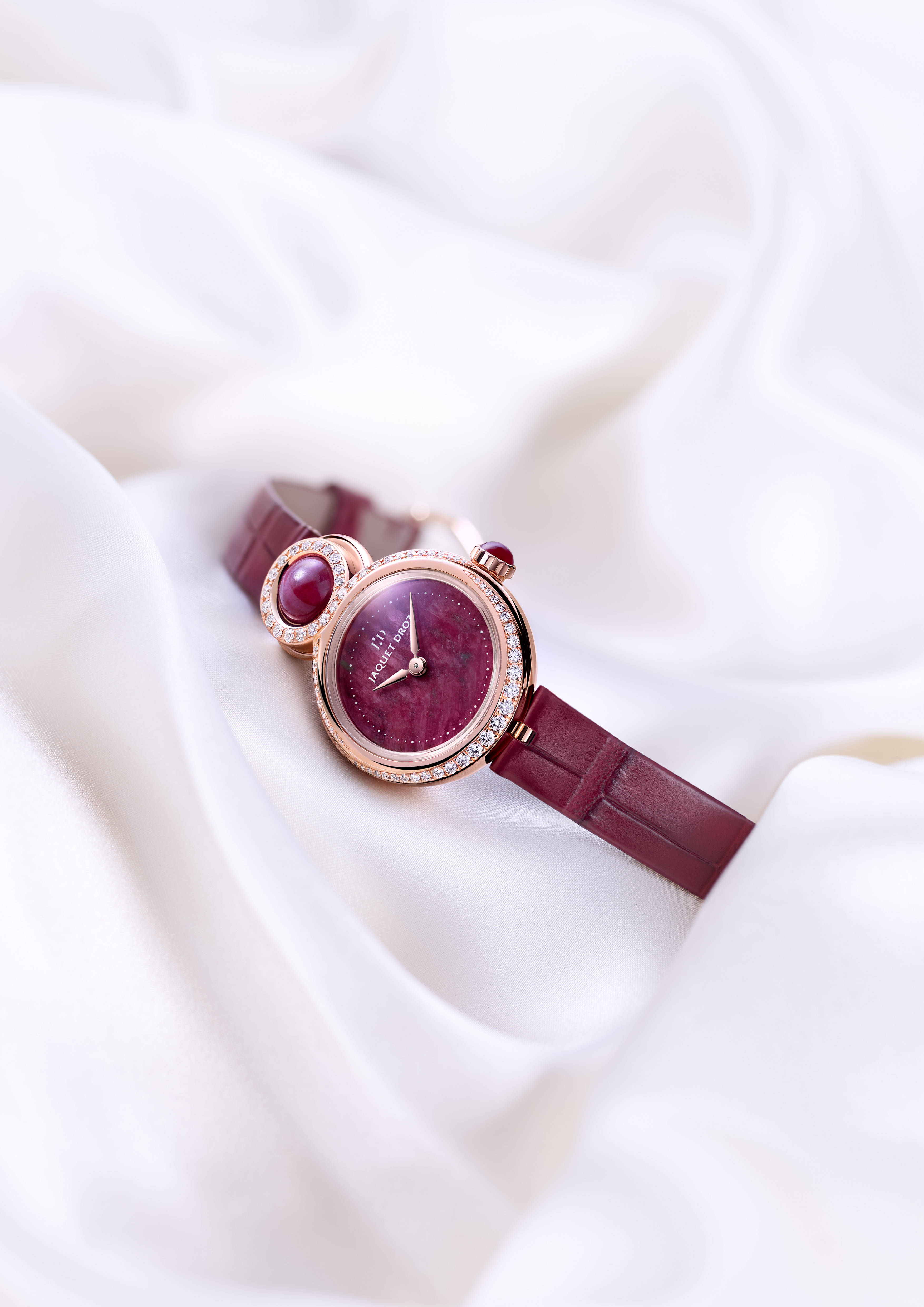 ��ת�й��� �ſ˵��޺�ɫϵ���Ϊ����ϲ������