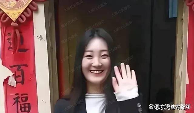 台湾男主播带货 88ee446033654feeb450aa11d27e9d97.jpeg