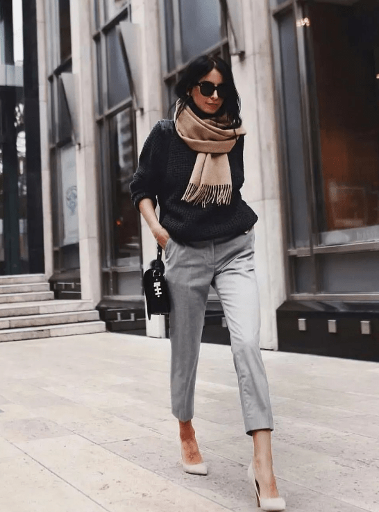 视觉 秋冬穿什么裤子才好看？腿粗的妹子选这3款，时髦显瘦显腿长