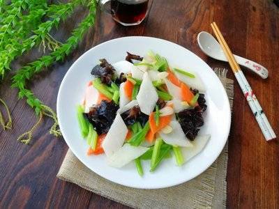 营养素|对千名百岁老人进行调查发现:长寿的人都有共同点,并非是运动