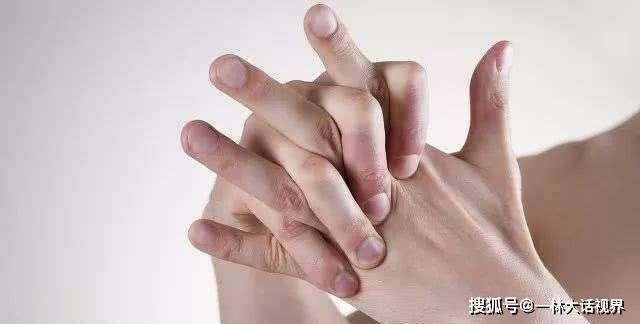 手是几声 ac03247801434f1e87629dcc6df88ba3.jpeg