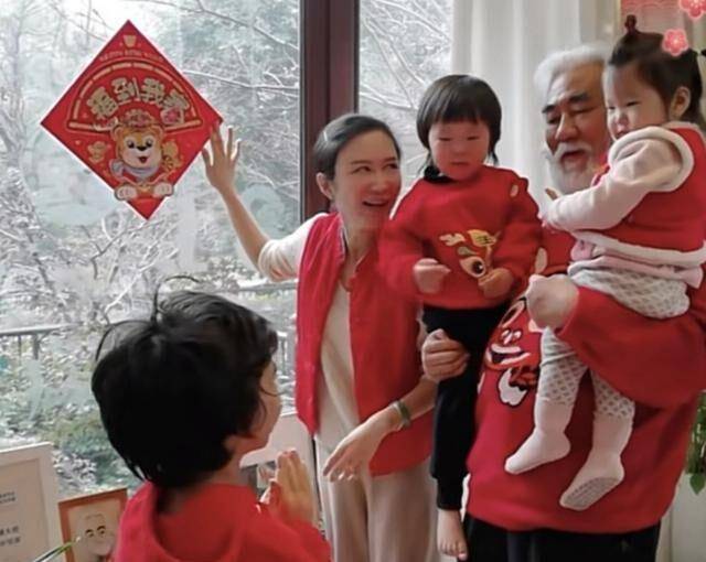在家如何拍全家福 427bce8c987348528d69982452986dbf.jpeg