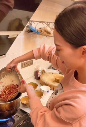 自曝不会着急要二胎_孩子_西安_家庭