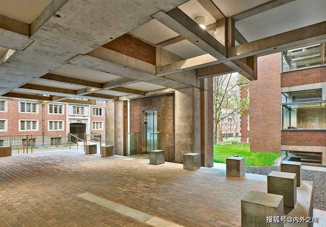 路易斯康理查德医学研究所