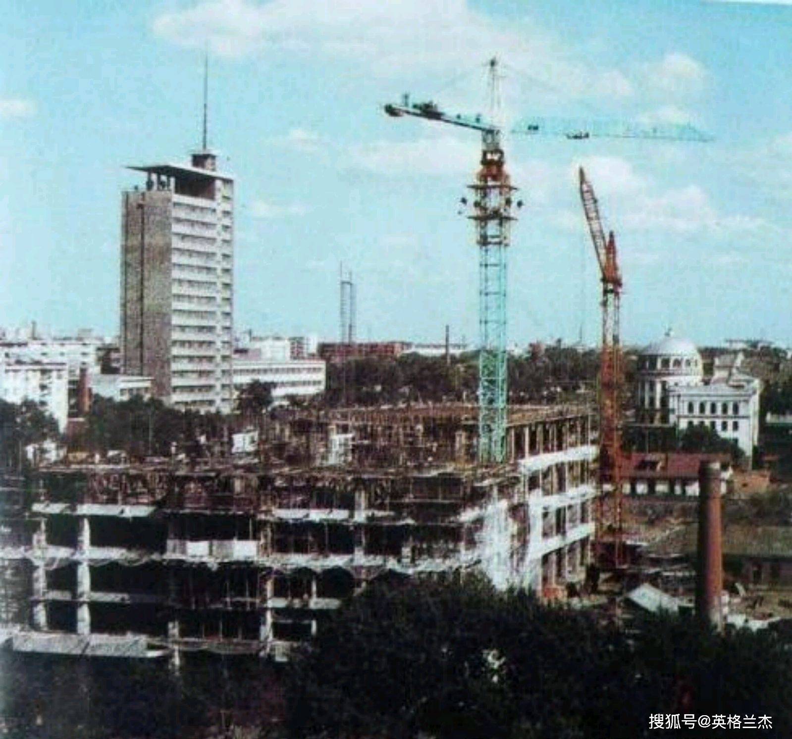 80年代老照片：难得一见的“哈尔滨美景”，大家来看下有什么特别
