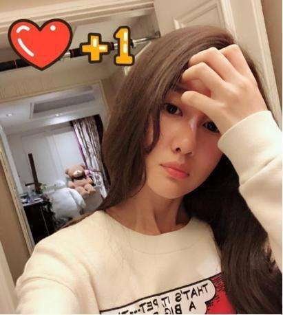 原创王宝强父爱爆棚春节带儿女滑雪模特女友冯清恐已成一家人
