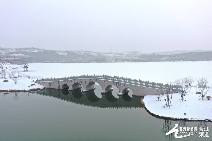 水墨画|晋城：雪映丹河新城