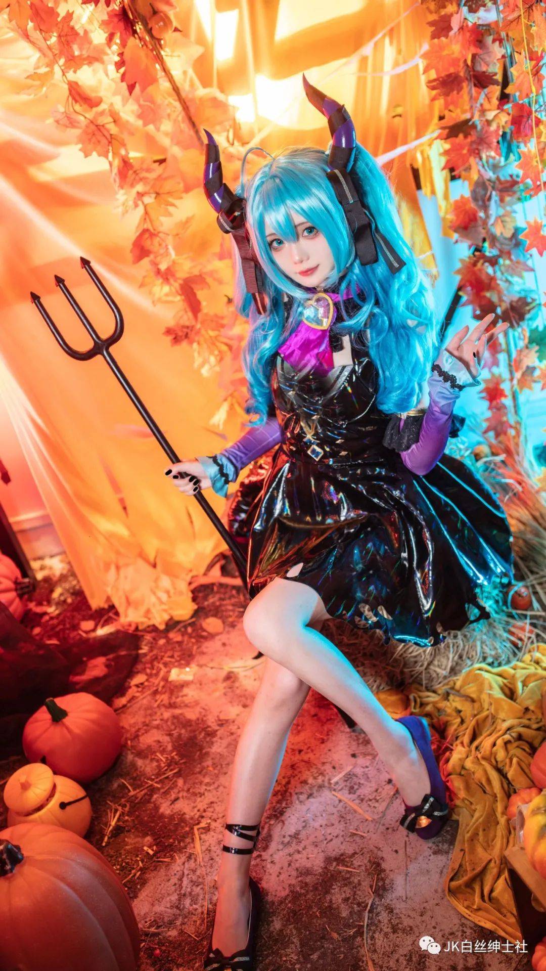 cos67初音小恶魔cos正片皖鸽鸽