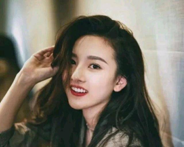张予曦现代人的审美咋了？9个从画中走出来的女星，这才叫美的各有千秋