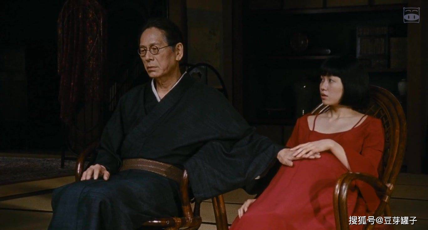 蜜之哀伤日本大尺度电影讲述人鱼幽灵奇幻的五角恋情