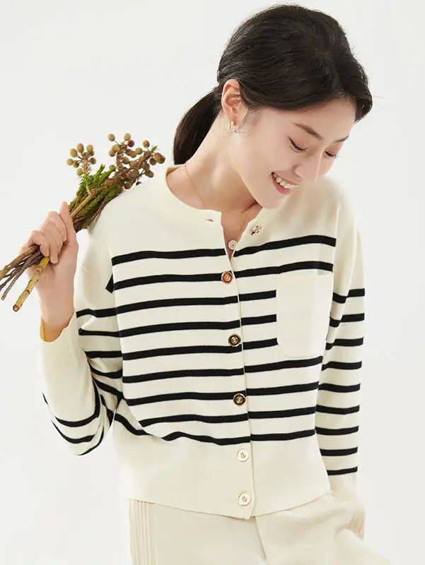 身材 针织衫百变穿搭，这才是春天的正确打开方式！