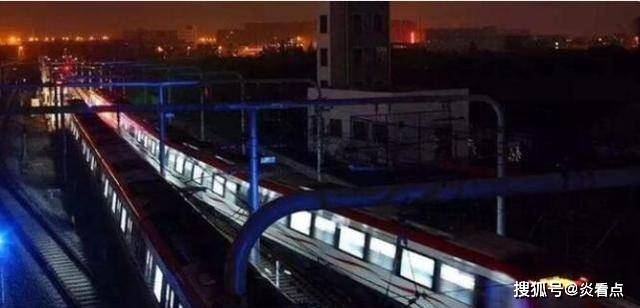 宁波在建地铁5号线，一期力争2021年建成，将强化沿线各种联系