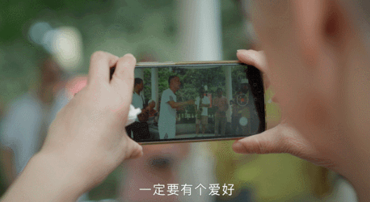 社区|退休以后，我为歌狂