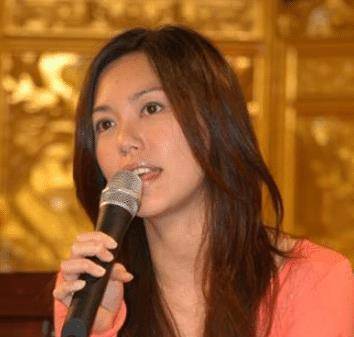 美人被网友集体大喊美过高圆圆，退出多年还能在49岁美出圈！