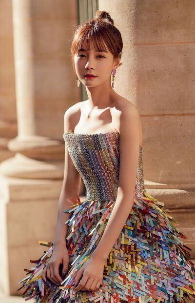 发型没有了“铁刘海”，这五位女明星还是你心目中的女神吗？