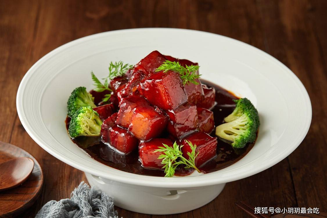 桂皮|家常炖红烧肉，要想肥而不腻，软烂入味还不腥，试试多做这2步