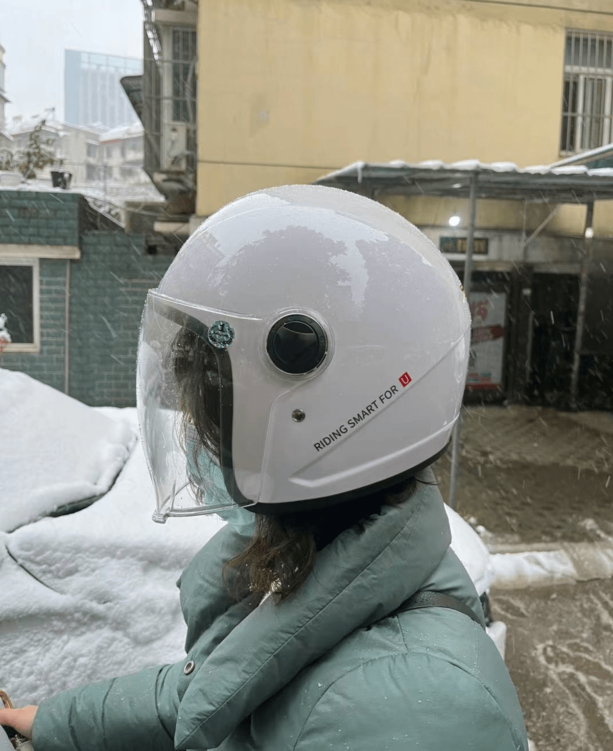 smart4u头盔使用简评:安全从"头"开始 电动车出行必戴头盔_部分_设计