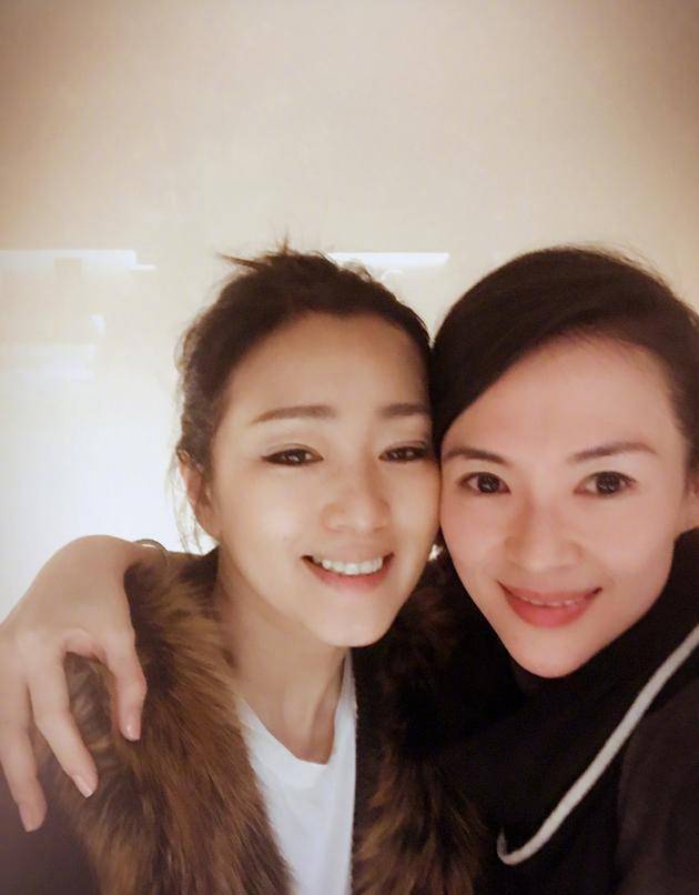 明星出道前后照毛不易发福杨超越素颜依旧精致！杨颖素颜