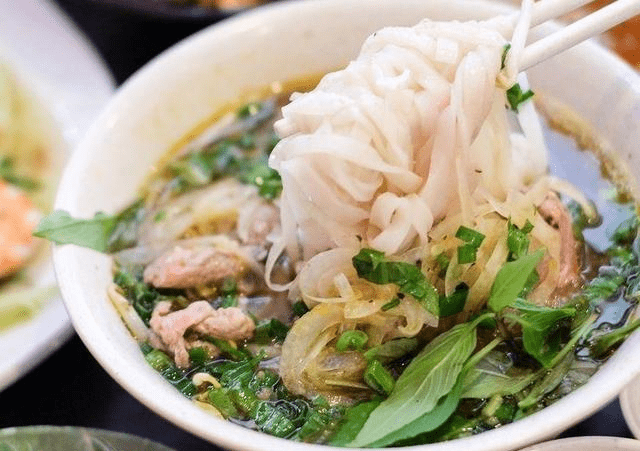 煎餅|越南人一般早餐吃什么？