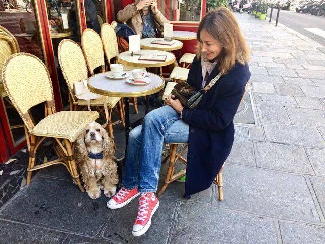 亮点 重复利用单品高手 法国博主Valerie Tribes的俏皮搭配 | 博主推荐