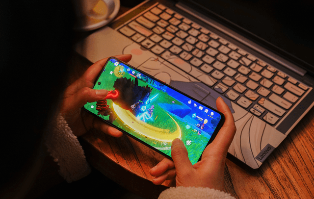 Say goodbye to the "suture monster"! iQOO 9 review: The gaming phone in 2022 is not just about performance | 03091598b5314c80a3e934bb55e231be