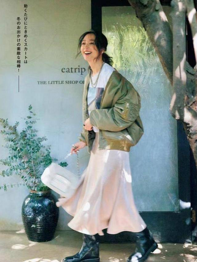 设计 冬日最新时尚单品别错过，四类简约时尚款，组合多样还保暖显气质