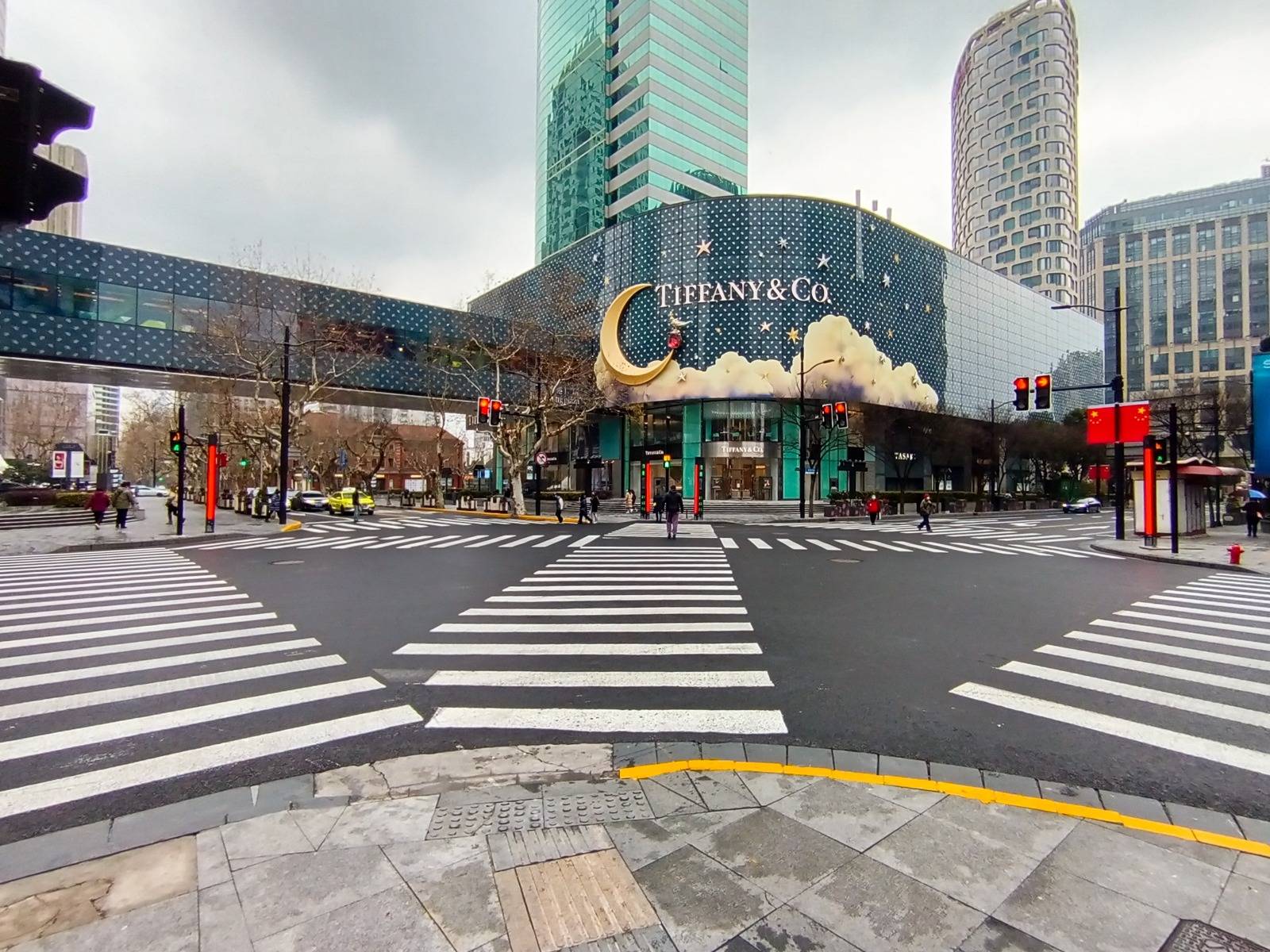 Type-C|掌控潮流玩转5G 荣耀60 SE双曲面屏同价位天花板