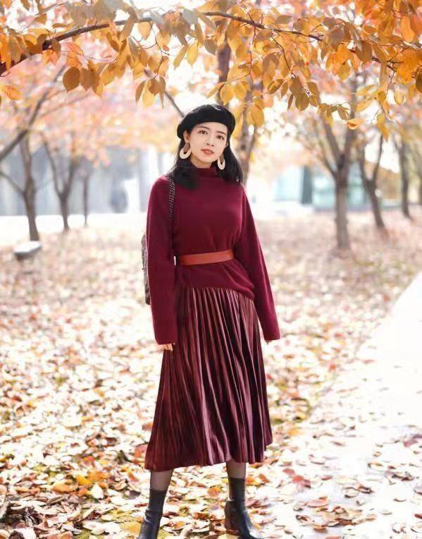 大腿 有一种优雅大方的美叫:三木穿“膝下裙”,35岁左右的女人快收藏