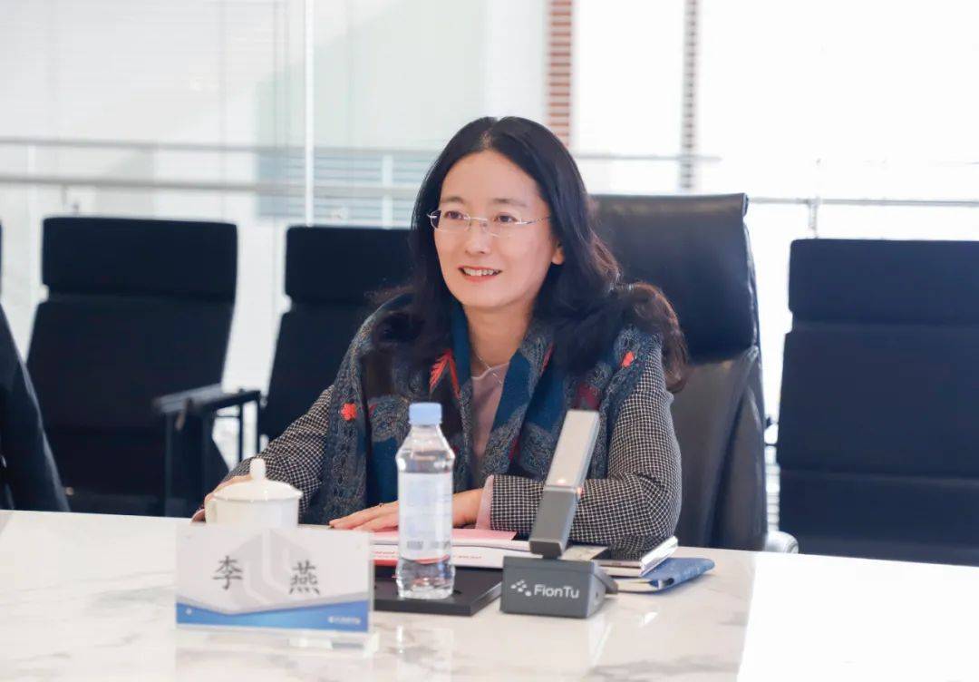 齐鲁制药集团总裁李燕会见乐陵市长王峰一行