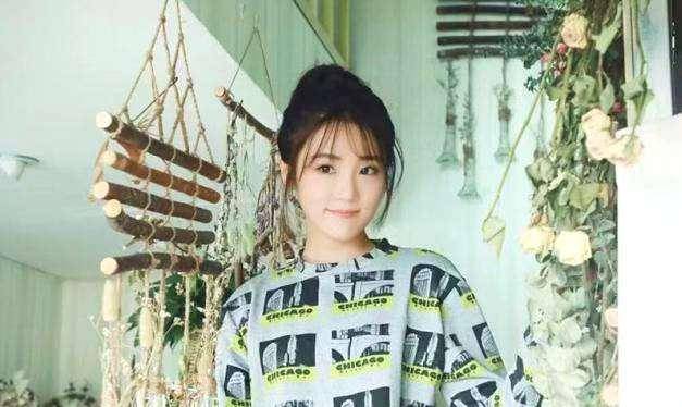 因为|他们在《老酒馆》中分别扮演小尊，小棉袄，金小手，来头都不小