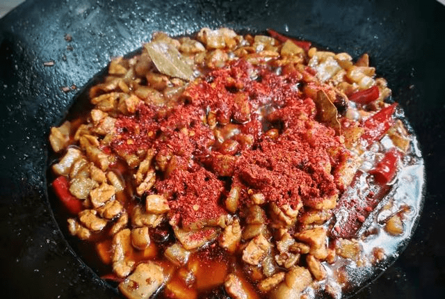 亲戚|陕西臊子肉的正宗做法，方法步骤告诉你，还没出锅就流口水了！