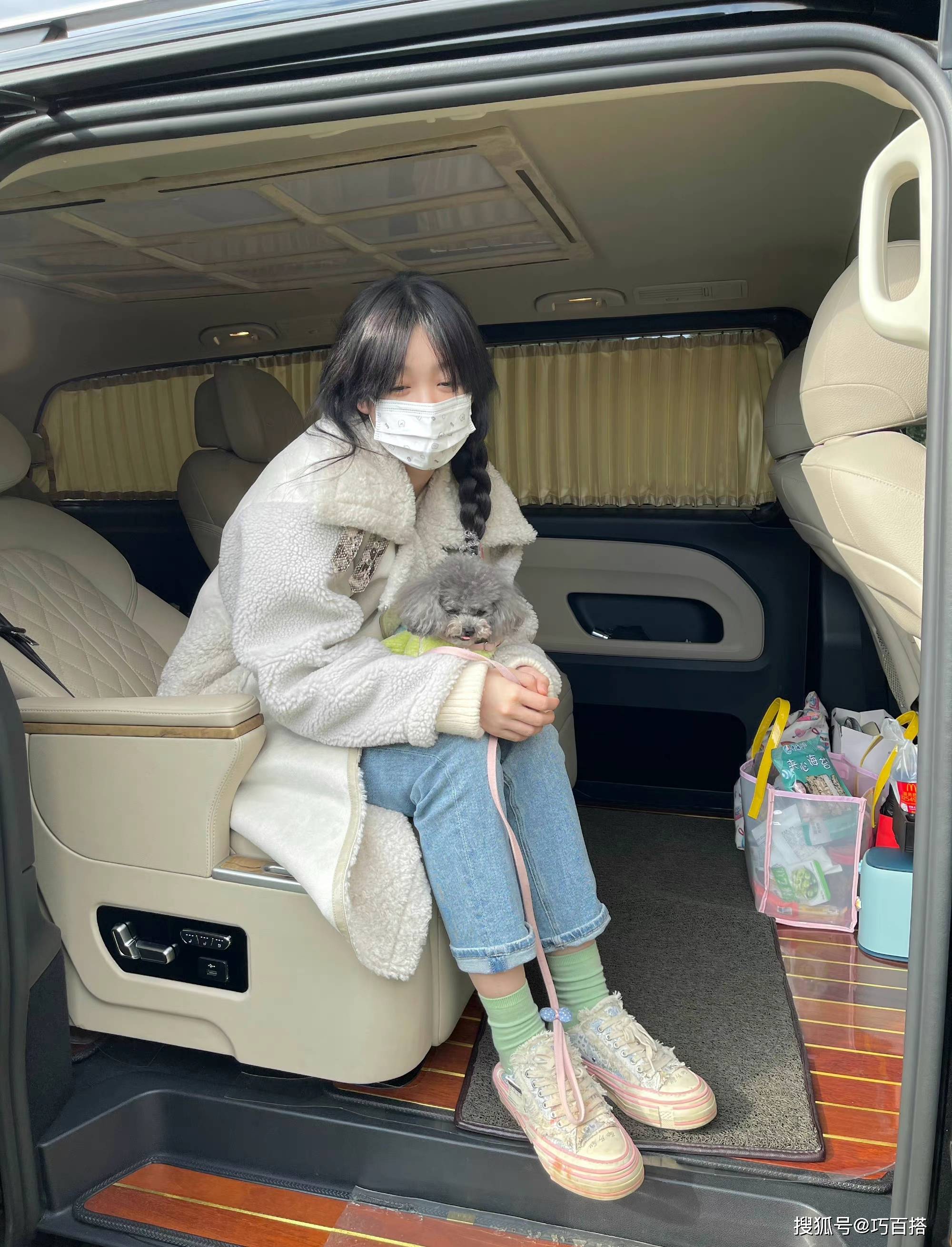 初恋 初恋穿搭模板有了！徐梦洁私服甜美又时尚，非常适合少女们借鉴