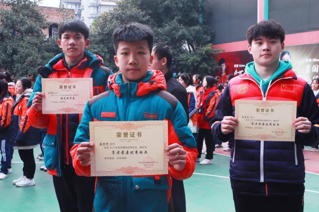 踢王决跆拳道冠军学院开学第一天,我们去看看~
