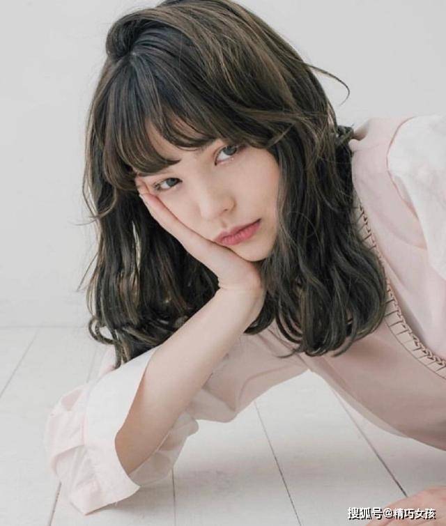 发型“芥末酱”辣味发型是什么鬼？学学这个日本妹子，洋气时髦显脸小