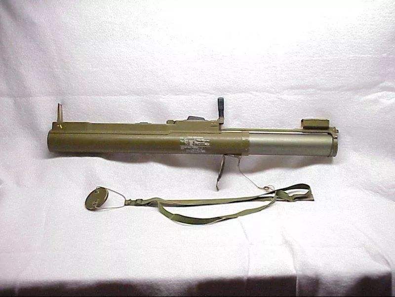 m72law火箭筒自越战服役沿用至今美军最常用的反弹坦克利器