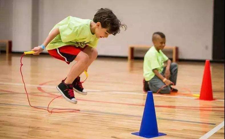 怎么样能长高15岁 06439d5365464a6aa155304992d8ef56.jpeg