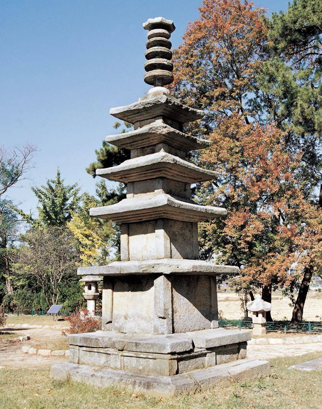 韩国实相寺百丈庵三层石塔_寺院_统一_唐代