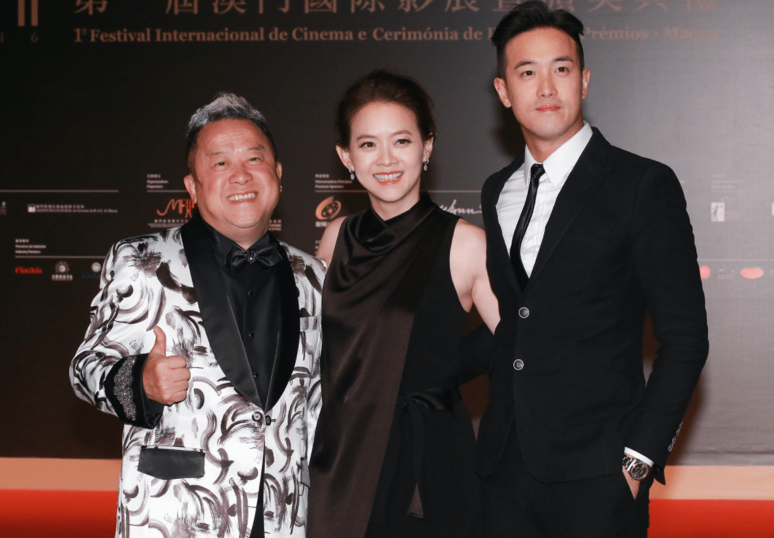 港媒曝49岁曾宝仪跟初恋分手,男方无法接受她跟曾志伟太过亲密_林明谦