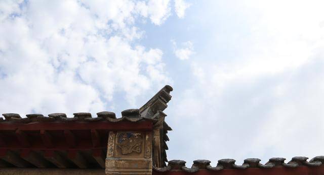 清代登州镇总兵为二品,登州府知府为四品,两人见面时如何行礼?