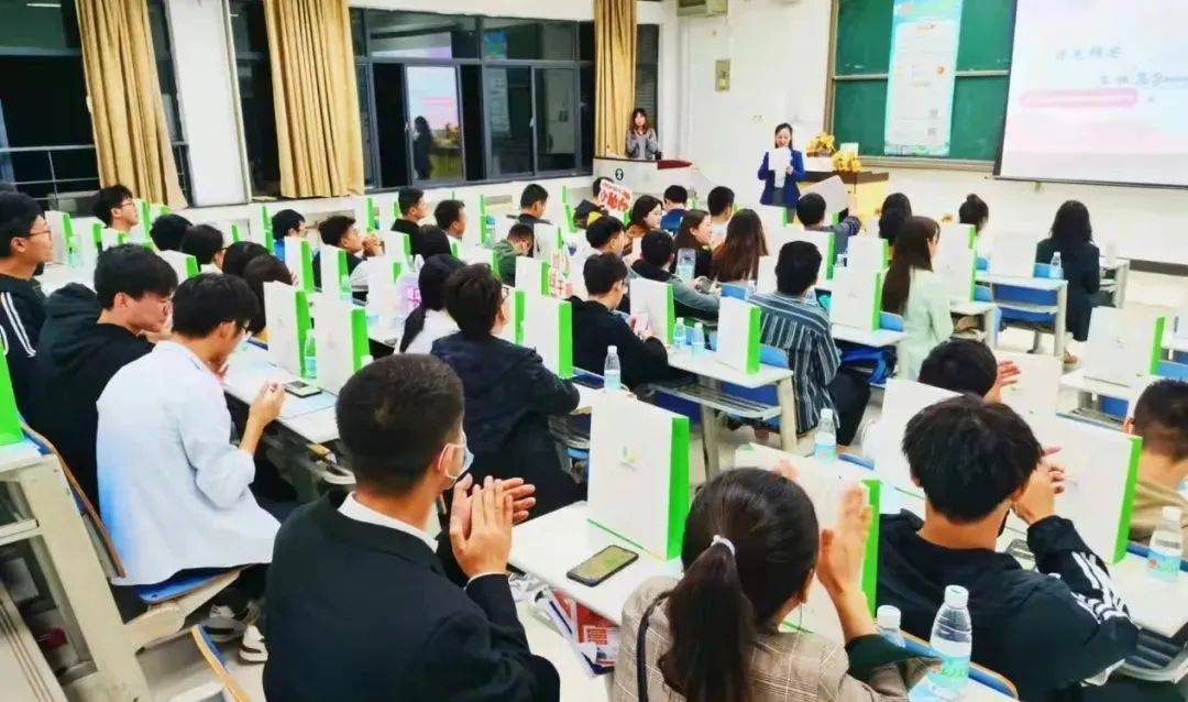 新城悦服务蝉联“人力资源管理杰出奖”领先组织力备受认可BOB全站(图4)